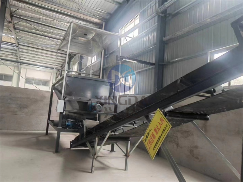 有机肥生产线设备试机现场