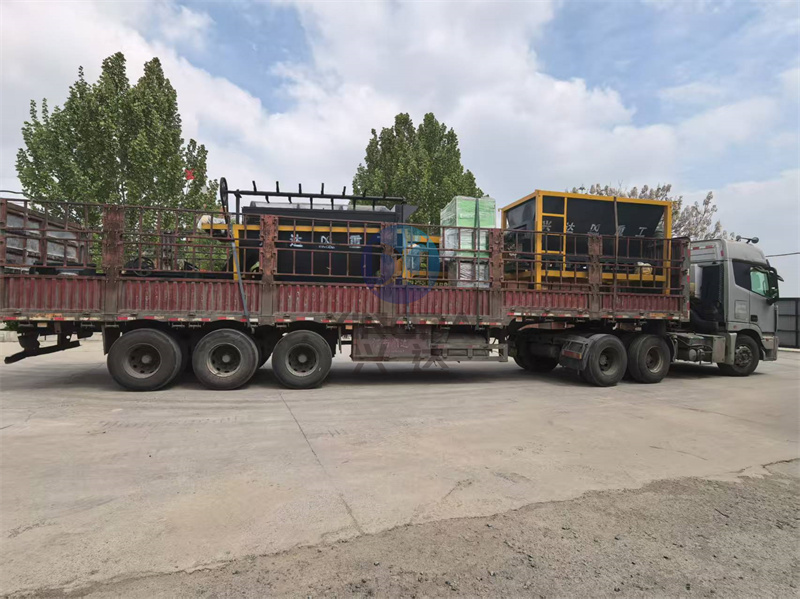 牛粪颗粒有机肥生产线发货现场